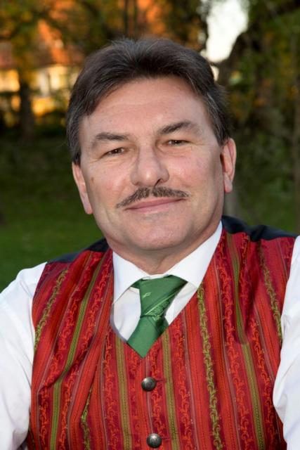 Manfred WALLESTEINER